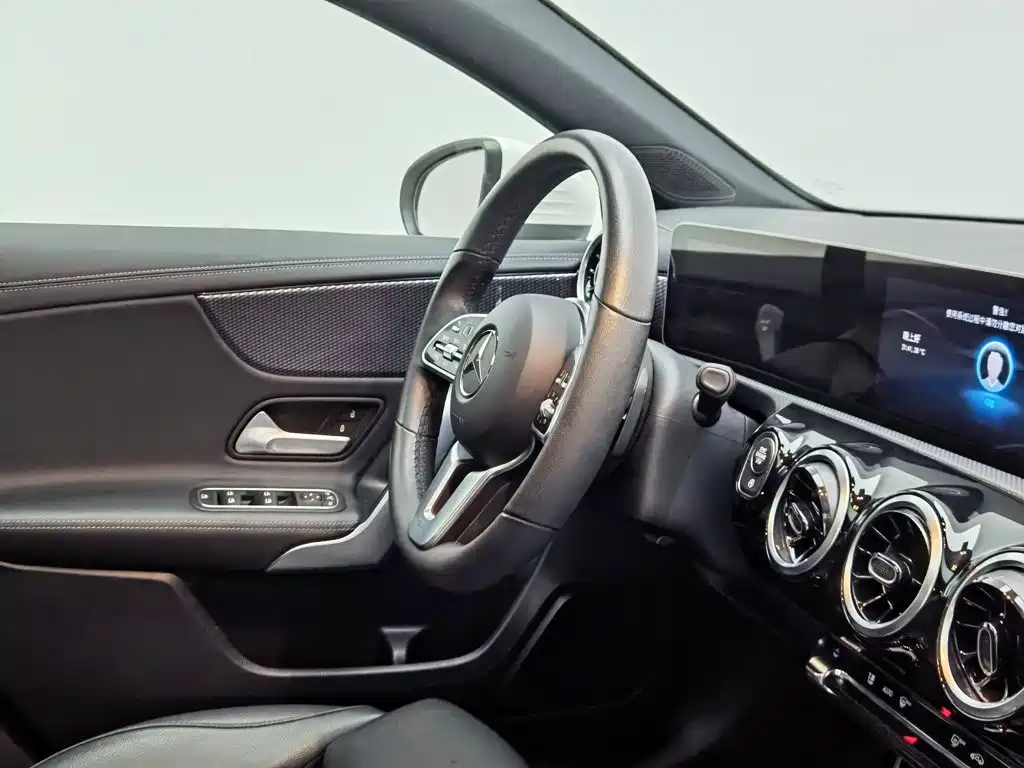 Mercedes-Benz A-Class — миниатюра 22