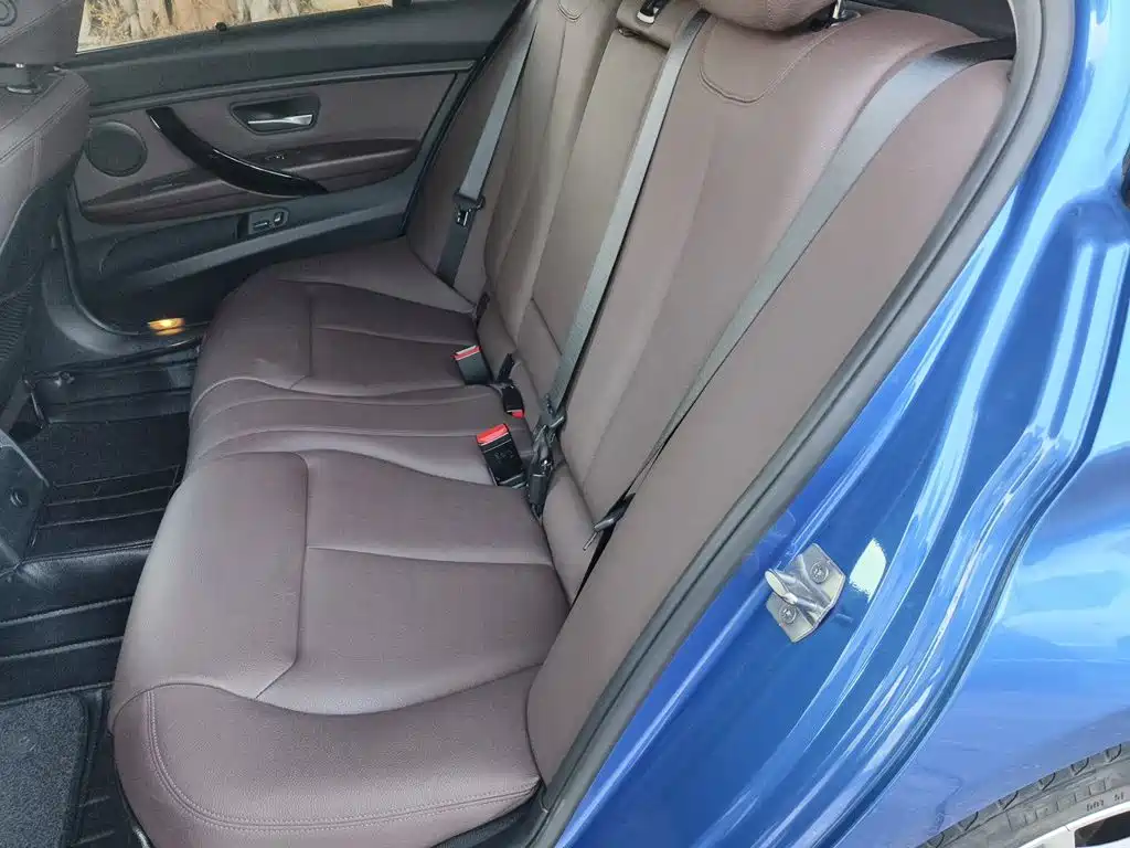 BMW 3 Series — миниатюра 15