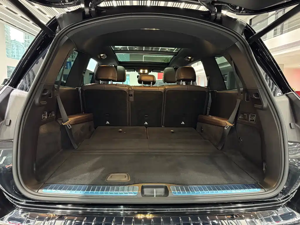 Mercedes-Benz GLS — миниатюра 22