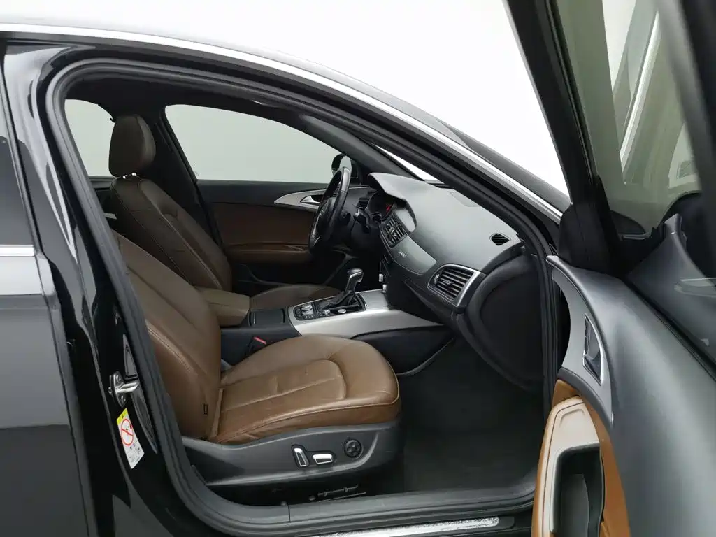 Audi A6L — миниатюра 23