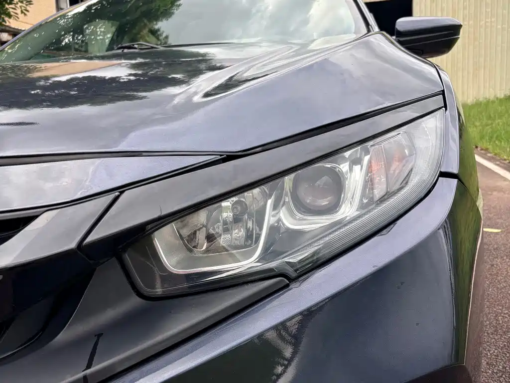 Honda Civic — миниатюра 5