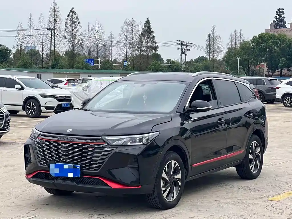 DONGFENG AX7