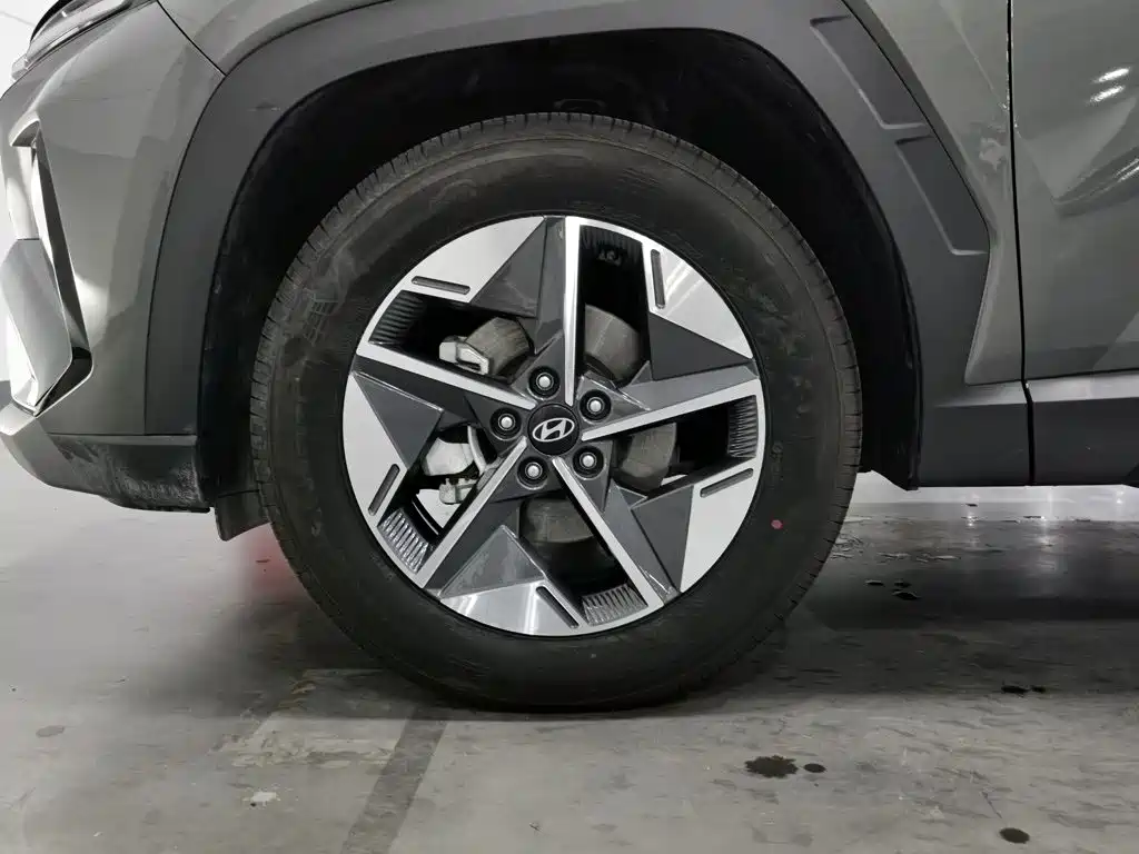 Hyundai Tucson — миниатюра 17
