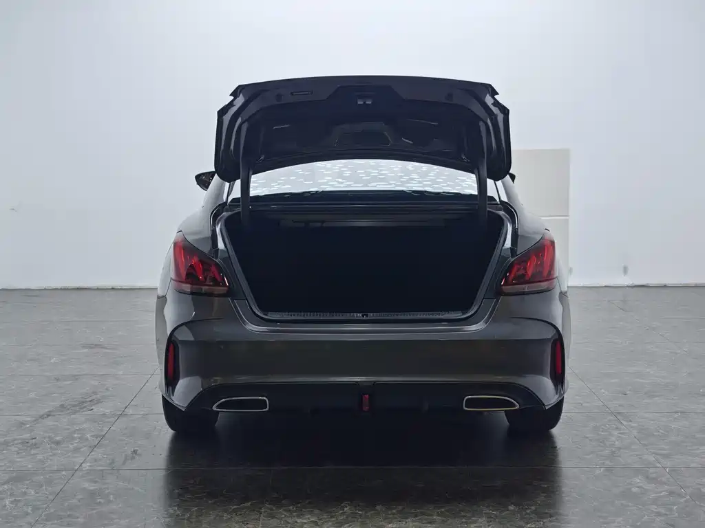 MG MG5 — миниатюра 12