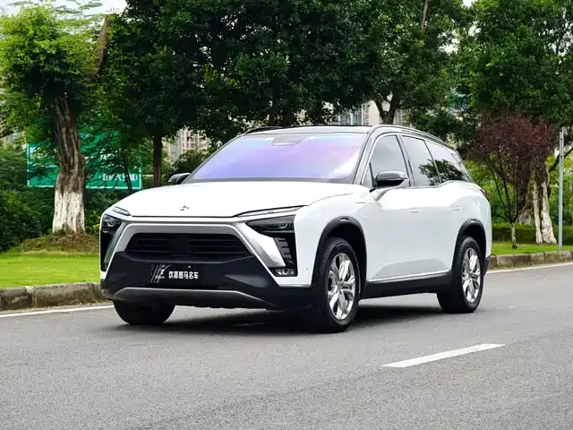 2021 Nio ES8