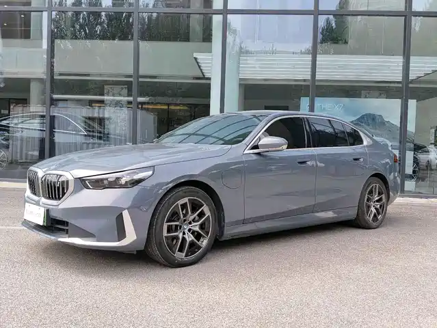 BMW  I5 2024