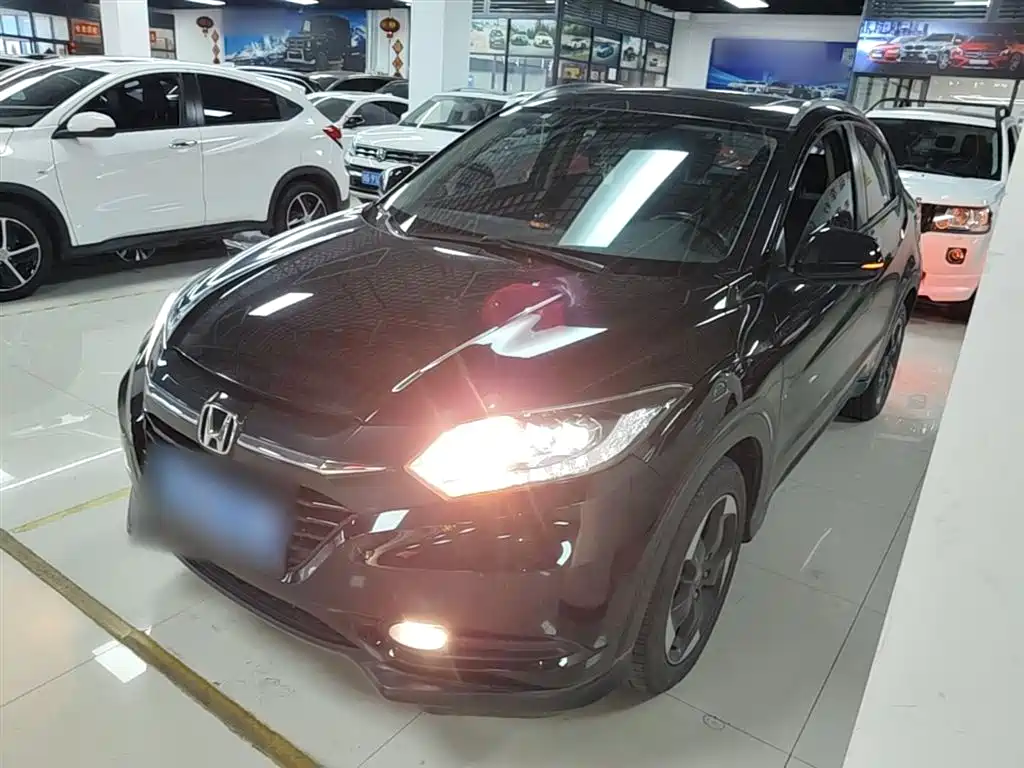 Honda Vezel 2015