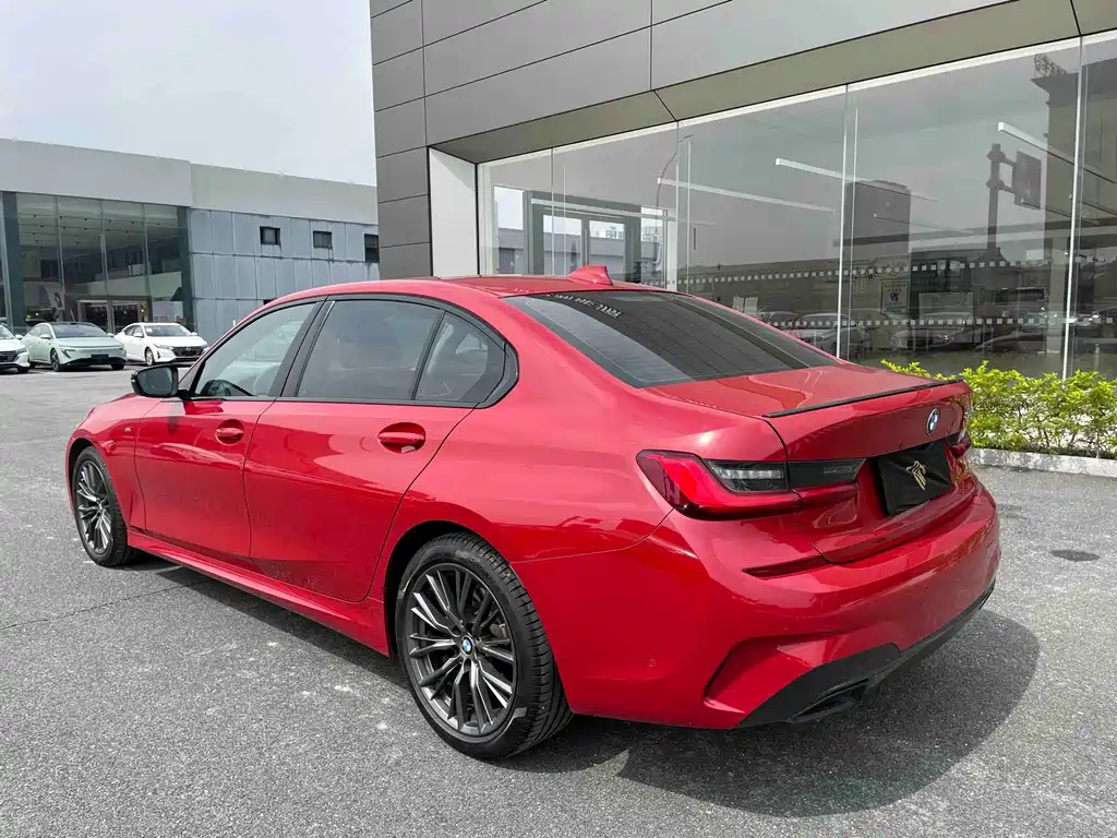 BMW 3 Series — миниатюра 7