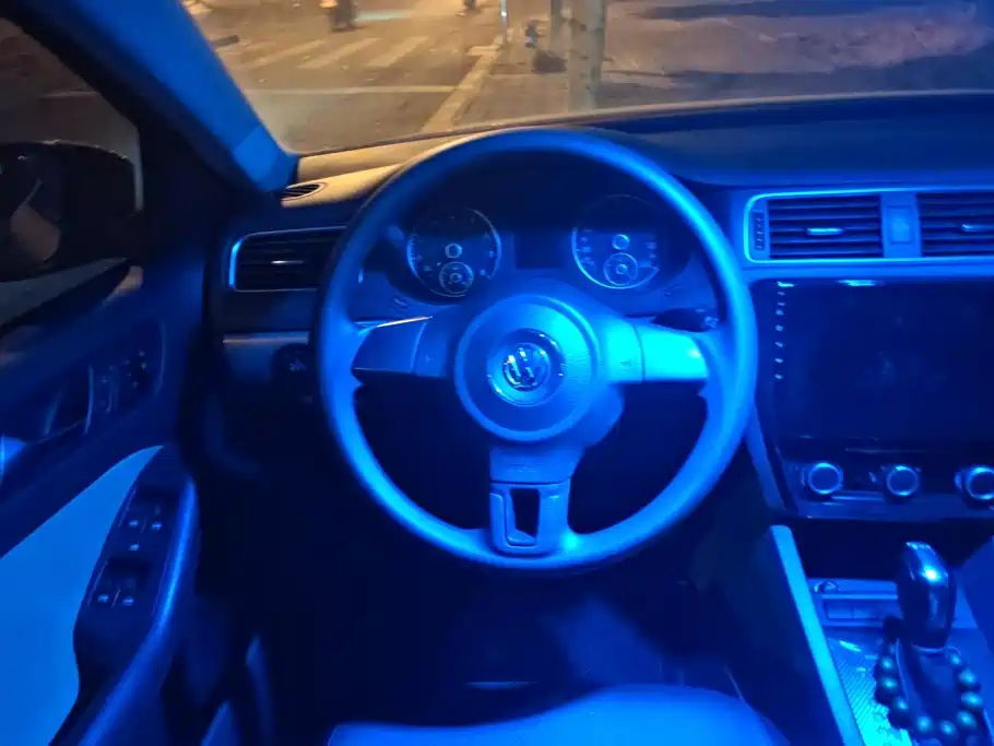 Volkswagen Sagitar — миниатюра 15