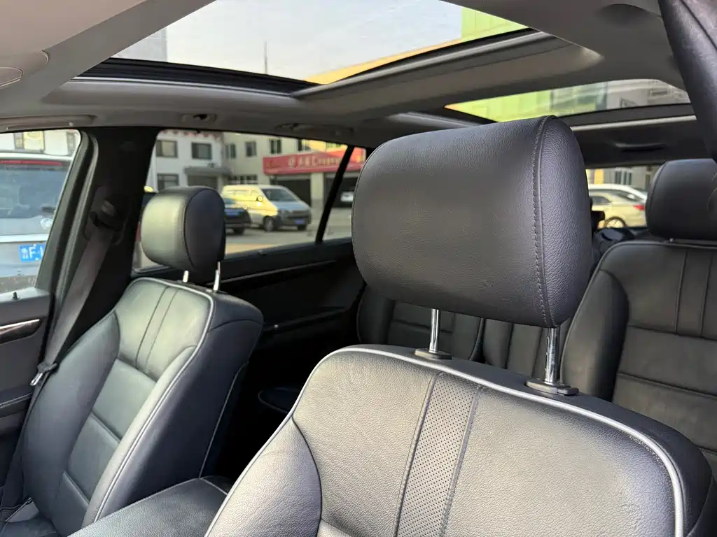 MERCEDES-BENZ R CLASS