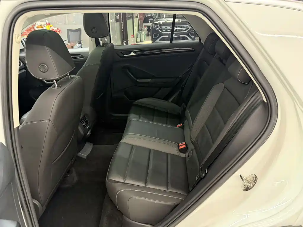 Volkswagen T-Roc 280TSI DSG 2WD Comfort Enjoy PLUS, фото 12
