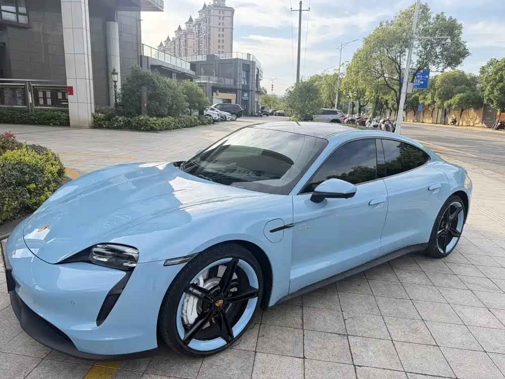 Porsche Taycan 2022 Taycan