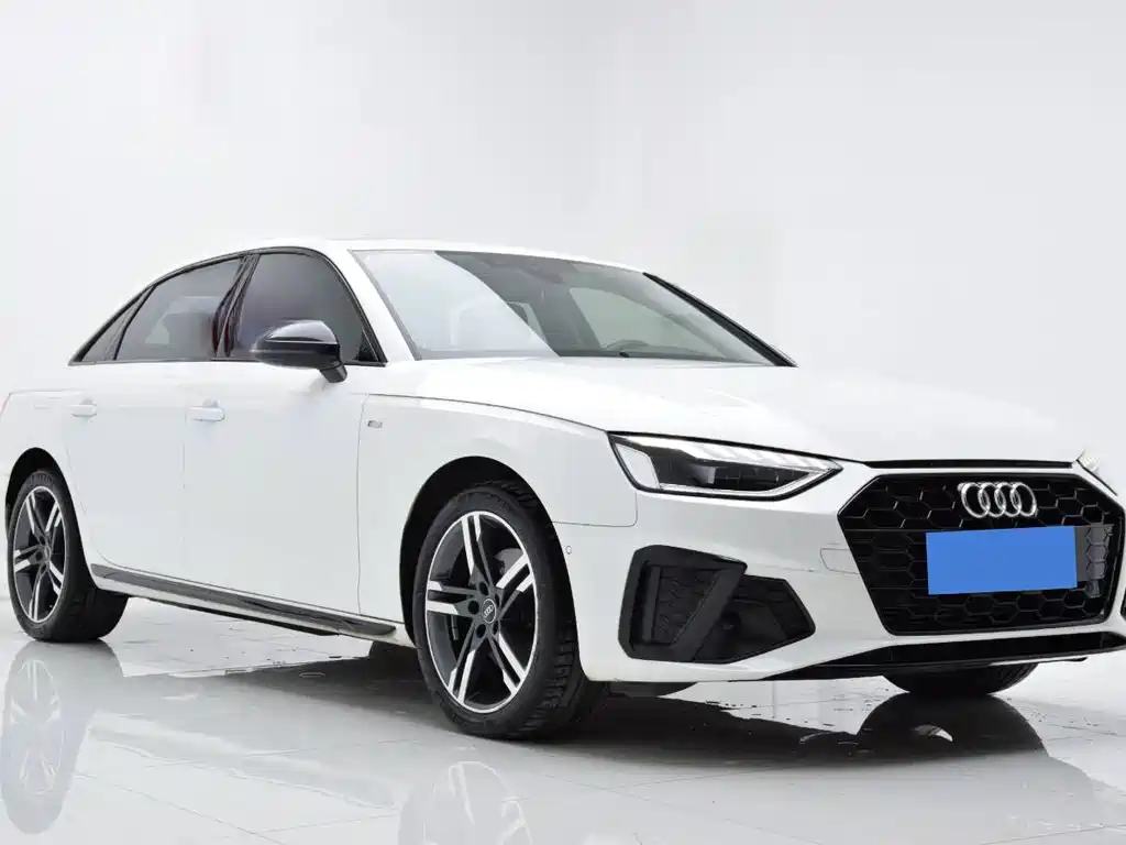 Audi A4L 2023 40 TFSI Luxury