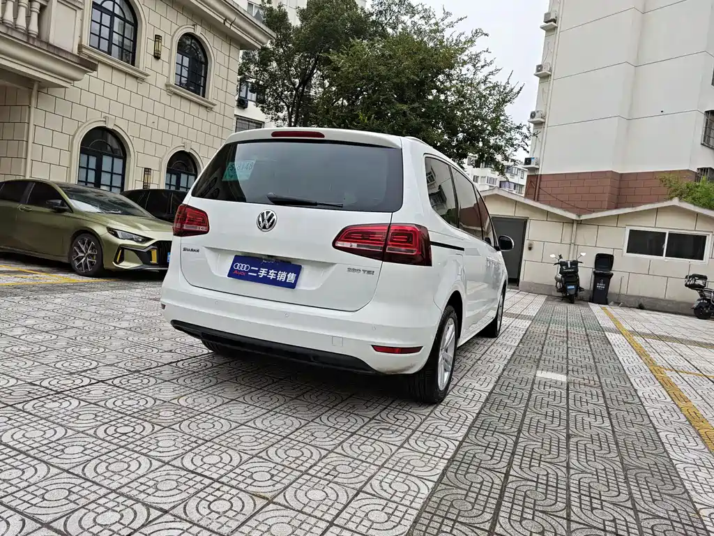Volkswagen Sharan — миниатюра 4