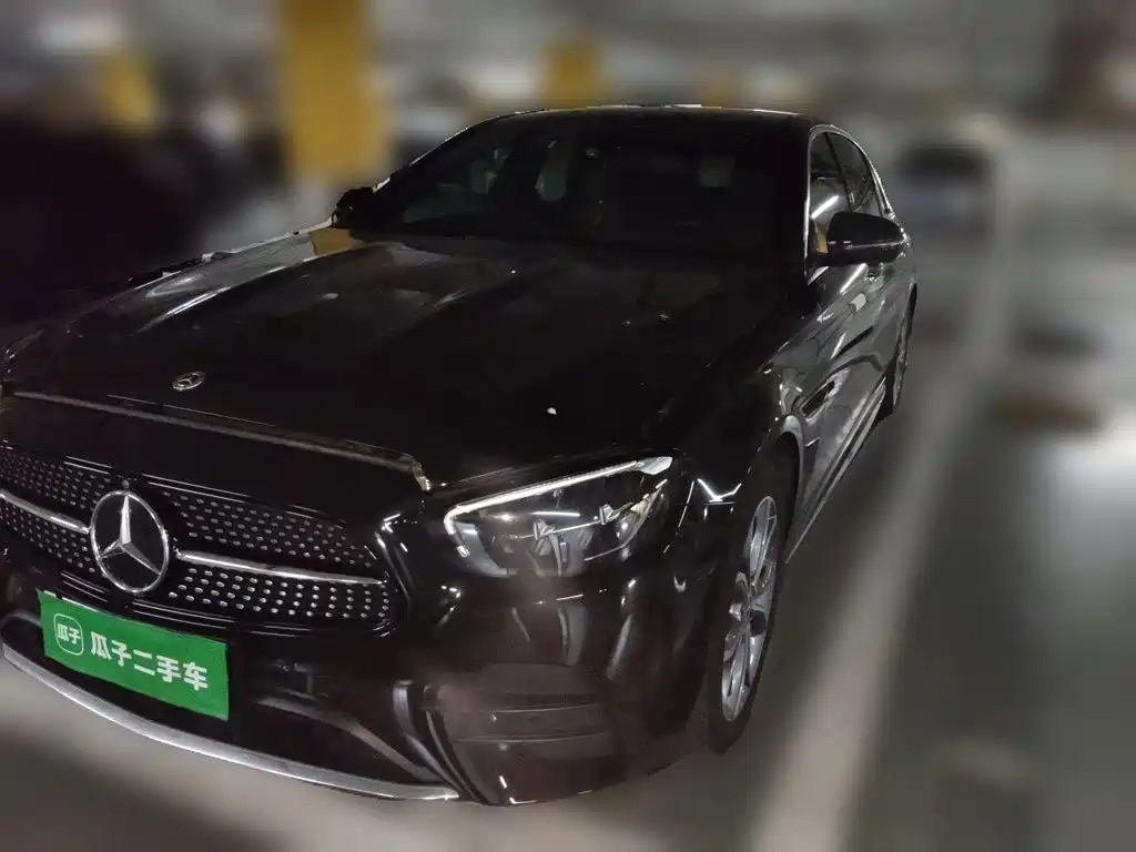 Mercedes-Benz E-Class — миниатюра 2
