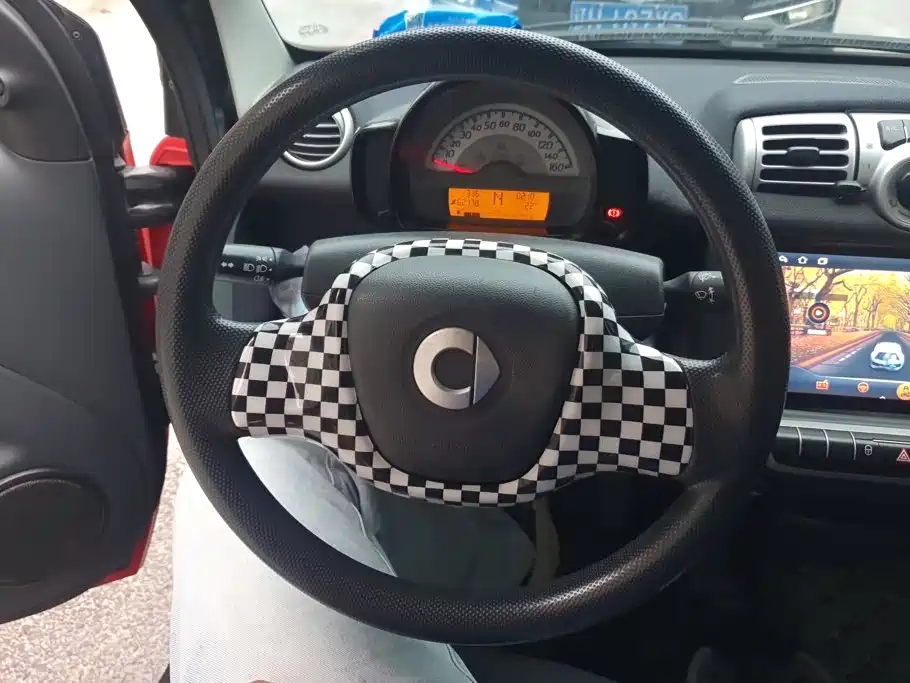 smart Smart Fortwo — миниатюра 15