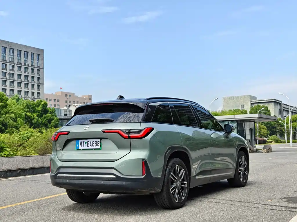 NIO ES6 — миниатюра 9