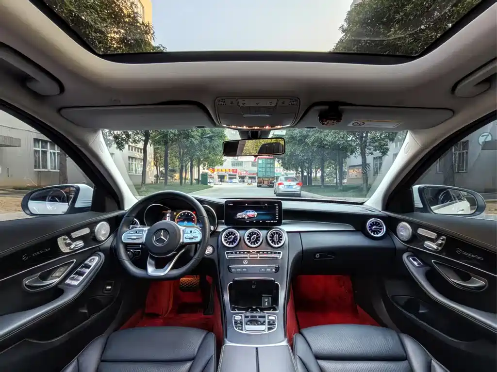 Mercedes-Benz C-Class — миниатюра 9