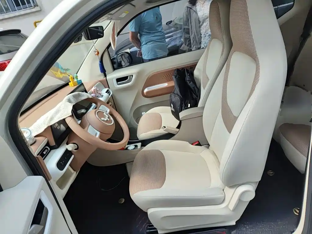 Wuling MINIEV — миниатюра 16