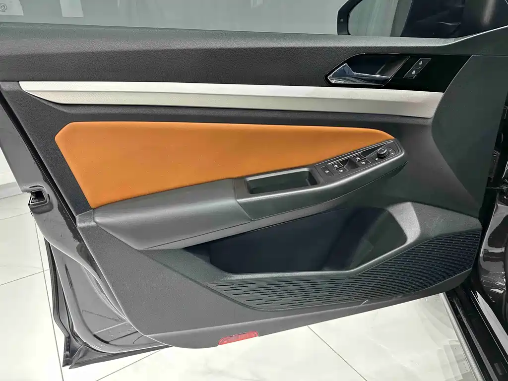 Volkswagen Bora — миниатюра 11