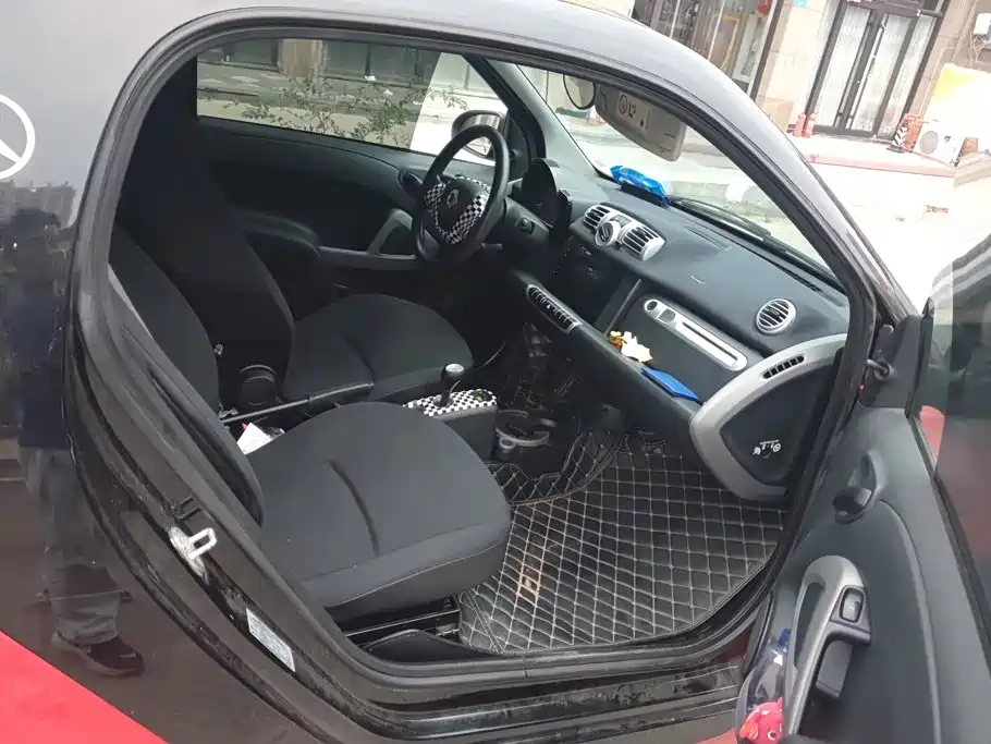 smart Smart Fortwo — миниатюра 8