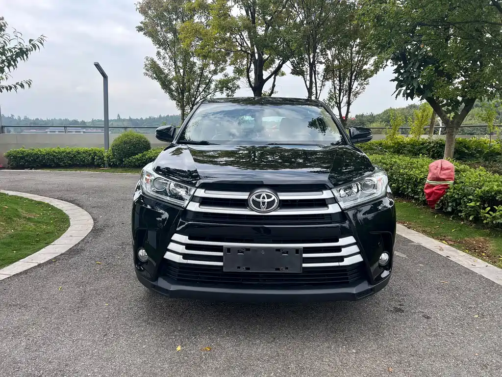 Toyota Highlander — миниатюра 2
