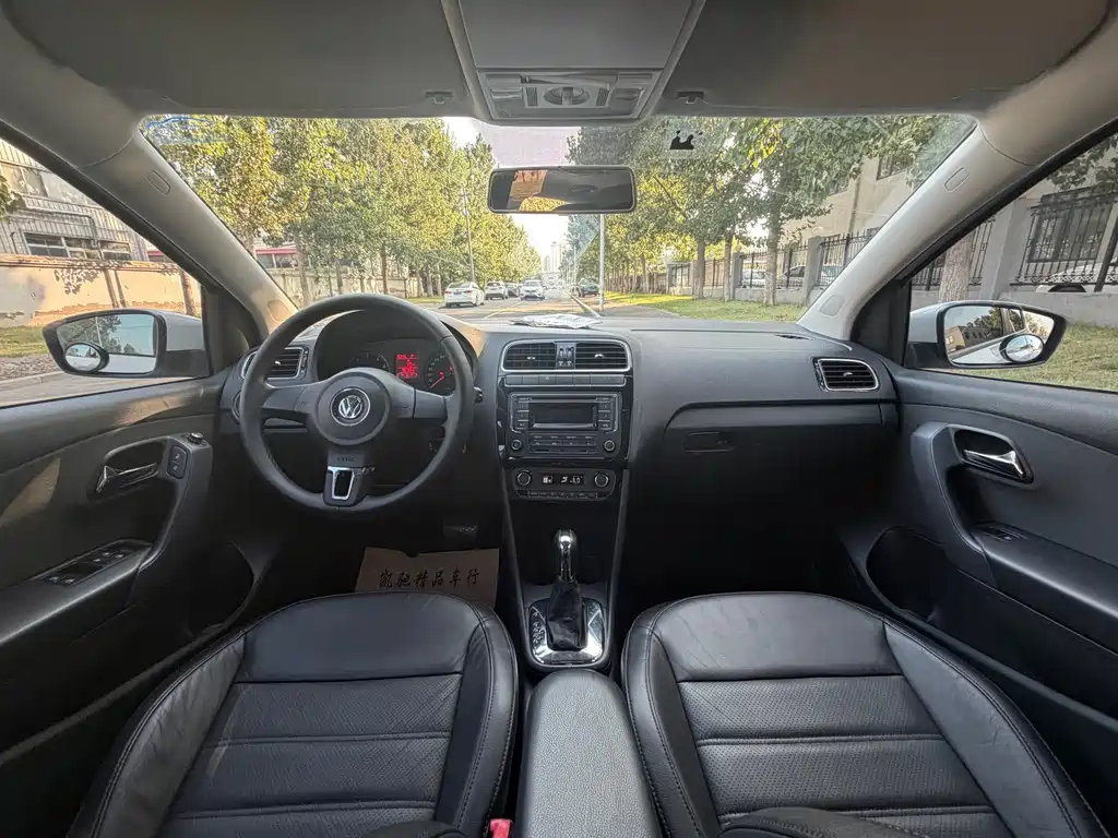 Volkswagen Polo — миниатюра 4