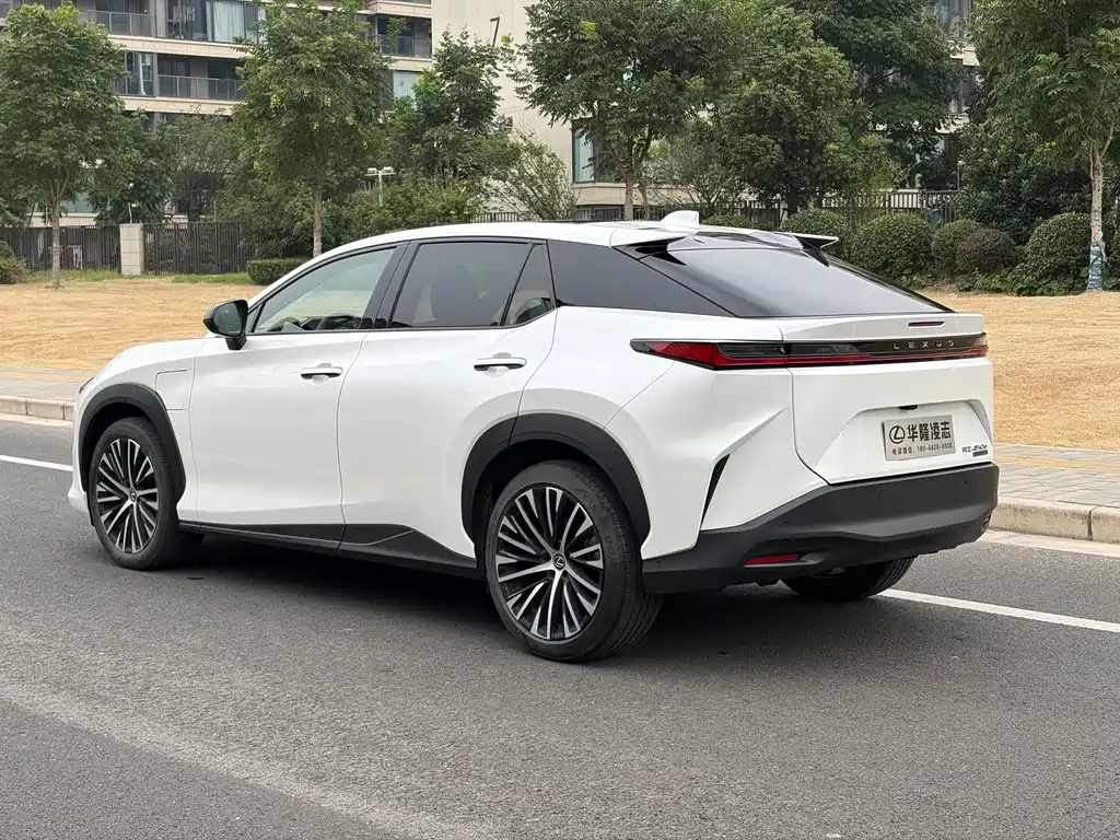 Lexus RZ — миниатюра 4