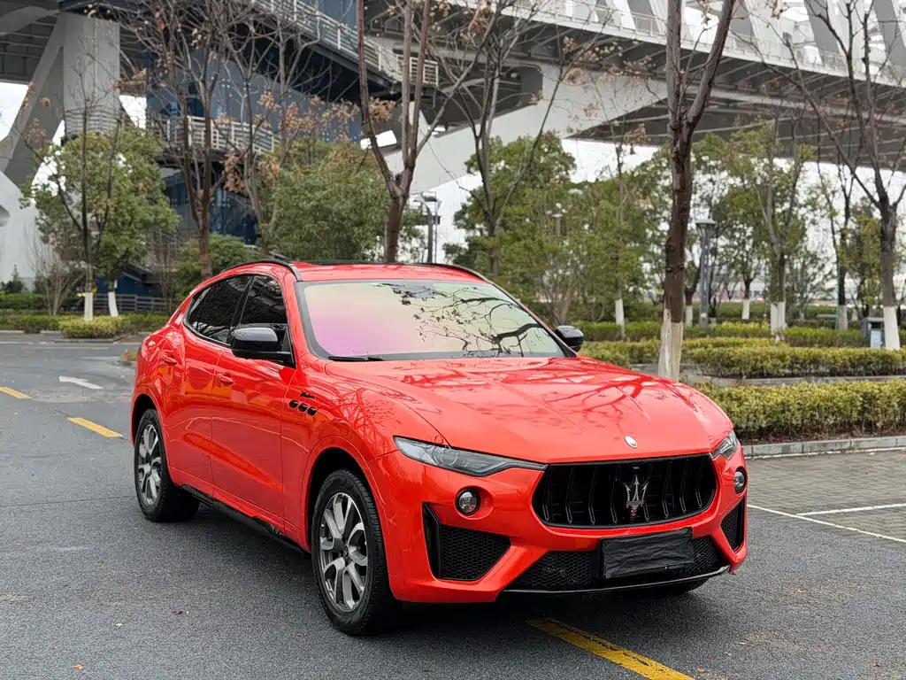 MASERATI LEVANTE