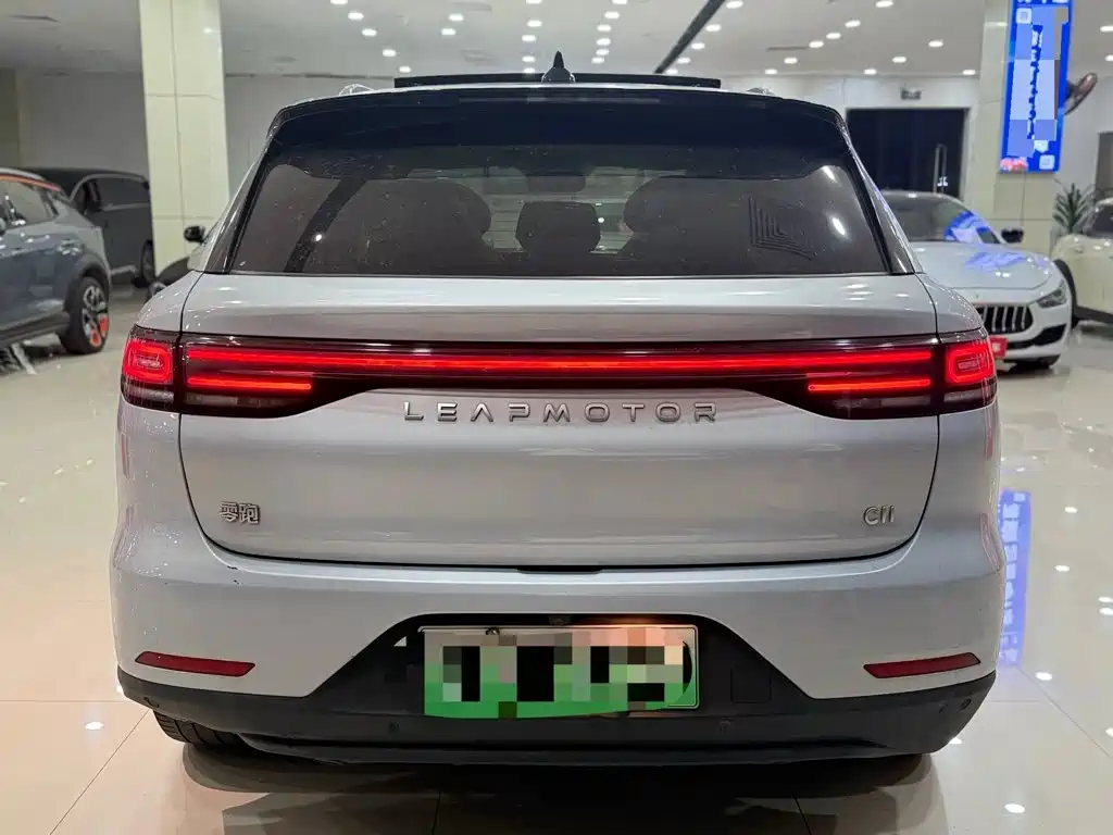 Leapmotor Leapmotor C11 — миниатюра 6