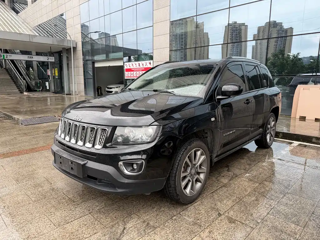 Jeep Compass (Import) 2014