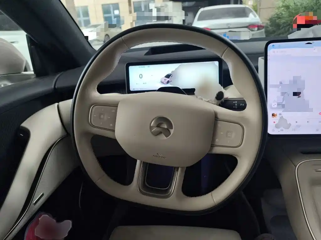 NIO ET5T — миниатюра 3