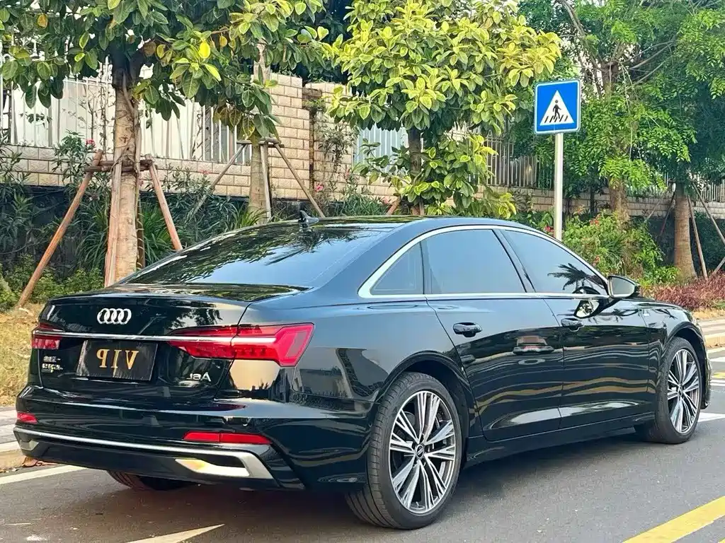 Audi A6L 2024 45 TFSI quattro