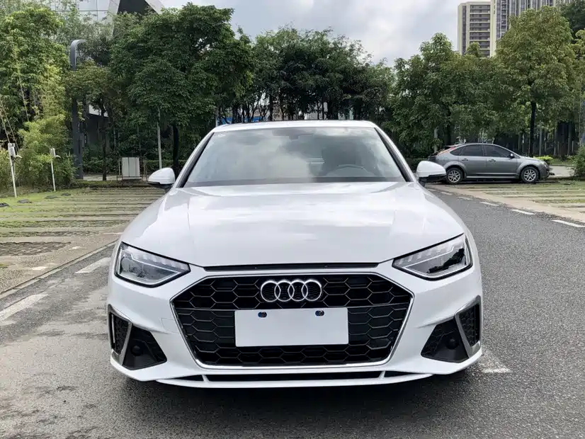 Audi A4L — миниатюра 2