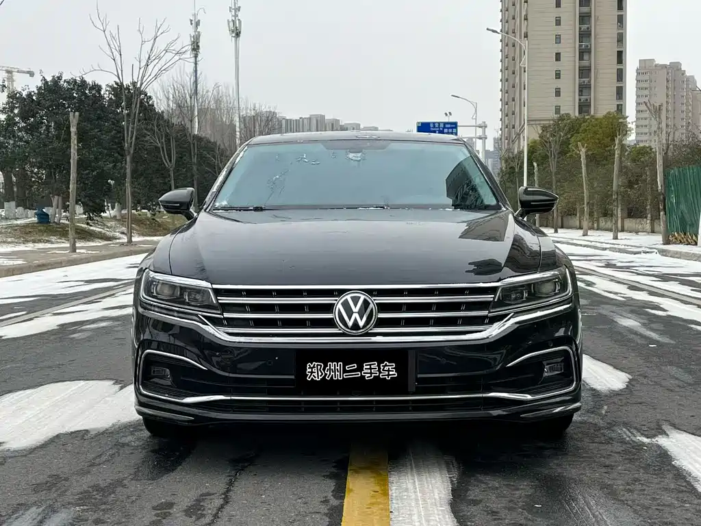 VOLKSWAGEN HUIANG