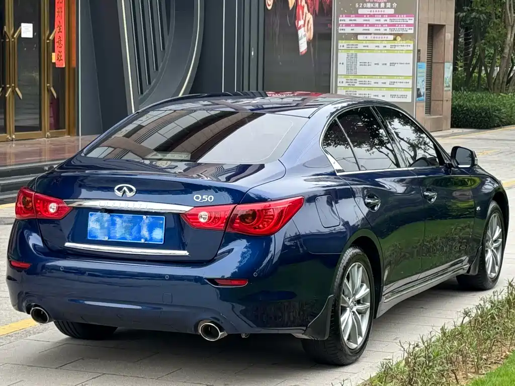 Infiniti Q50L 2016 2.0T Enjoy