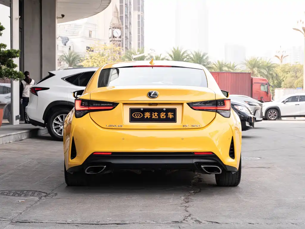 Lexus RC — миниатюра 5