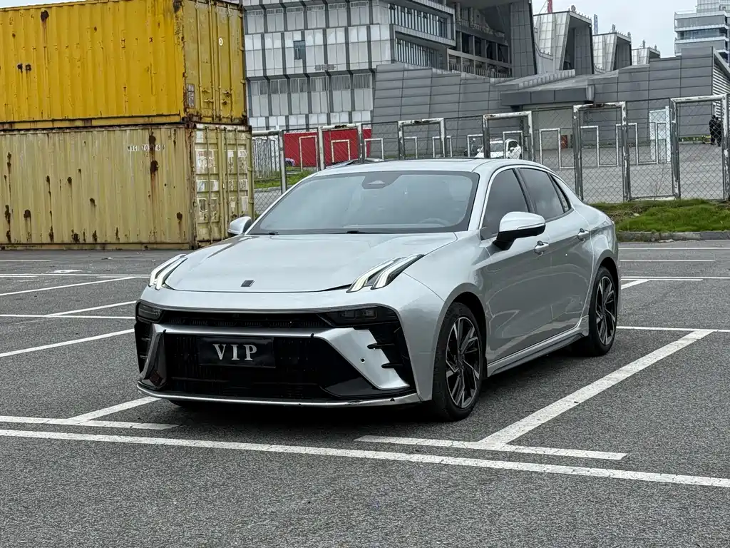 2023 Lynk & Co 03 - zdjęcie 1 z 19