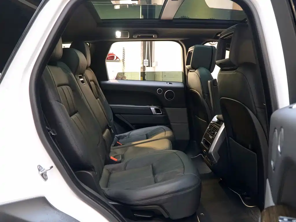 LAND ROVER RANGE ROVER SPORT NEW ENERGY