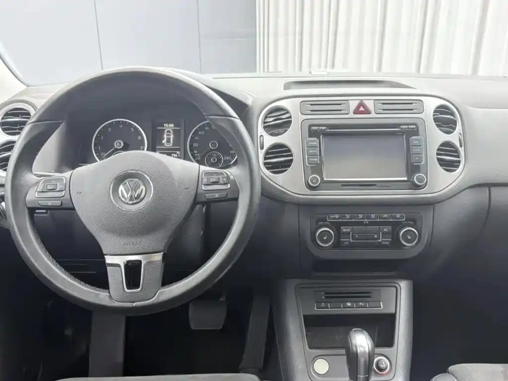 Volkswagen Tiguan — миниатюра 13