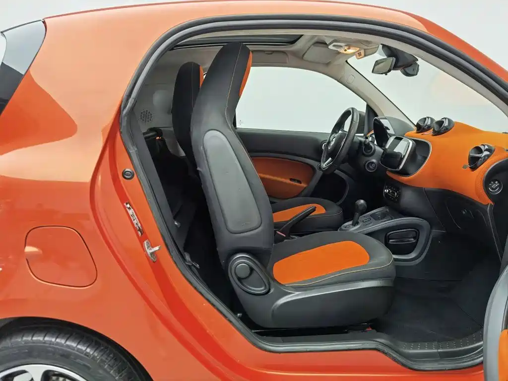 smart Smart Fortwo — миниатюра 23