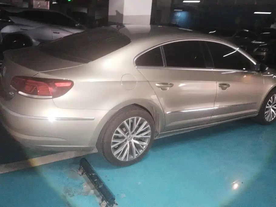 Volkswagen FAW - Passat CC CC 2016 1.8TSI Luxury