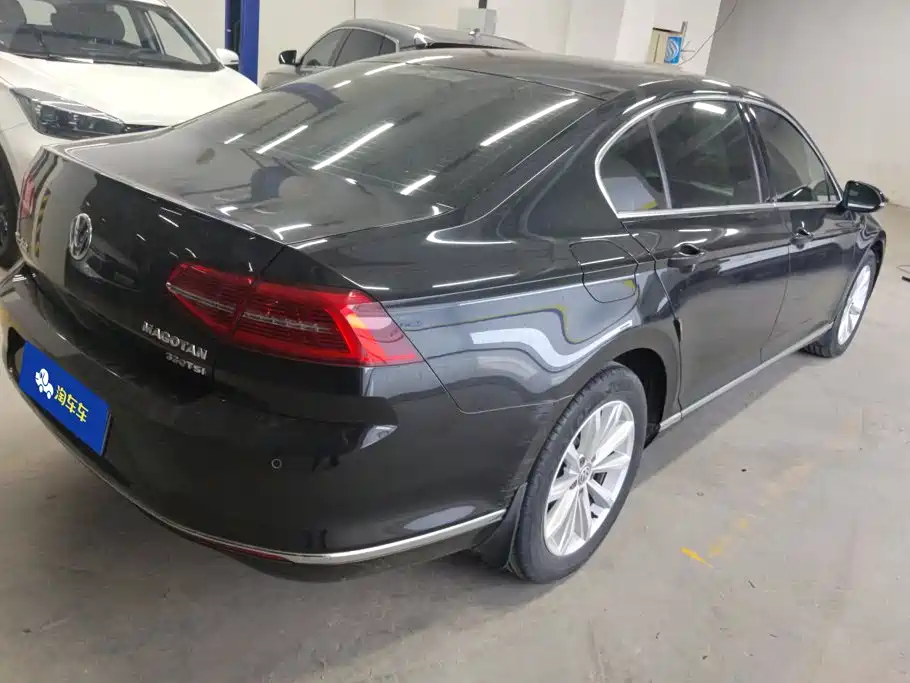 Volkswagen Magotan 2018 280TSI DSG Lead
