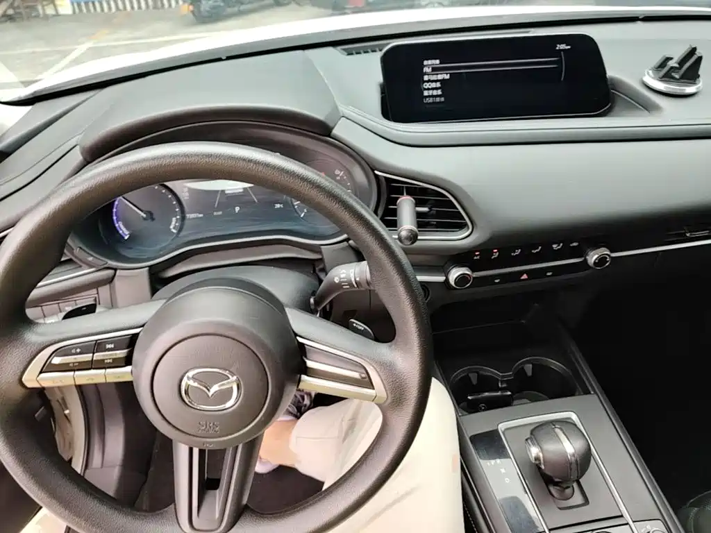 Mazda CX-30 EV — миниатюра 10