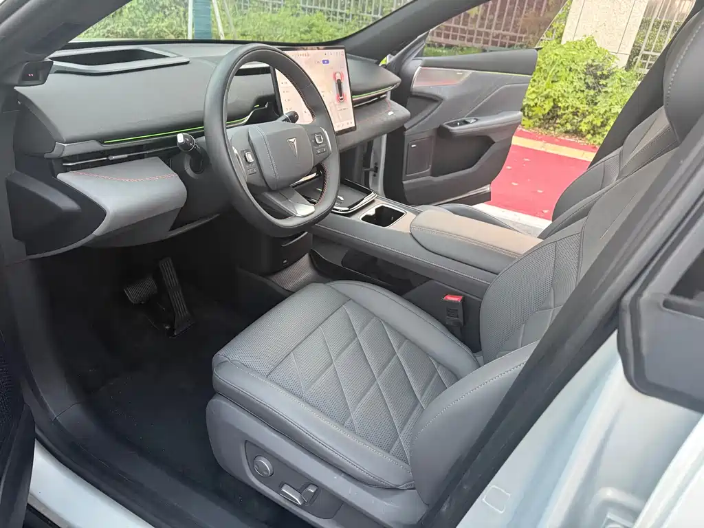 Changan Deepal DARK BLUE S05