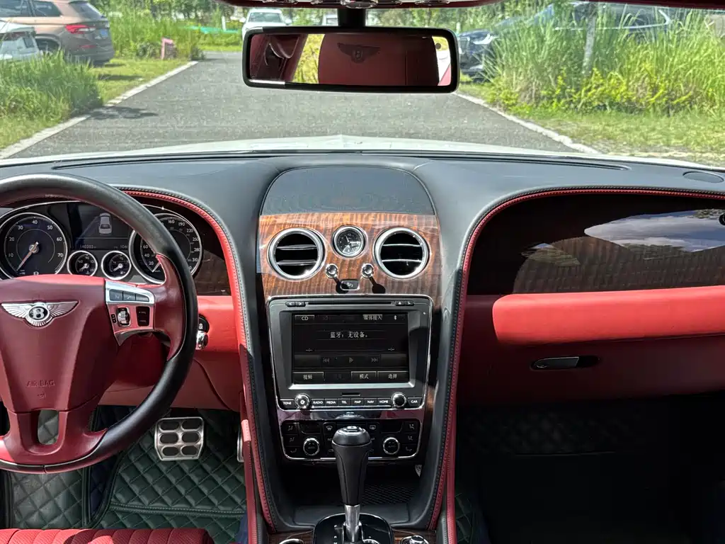 Bentley Flying Spur — фотографии объявления, Фото 14