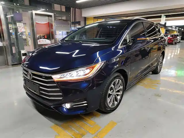 BYD SONG MAX