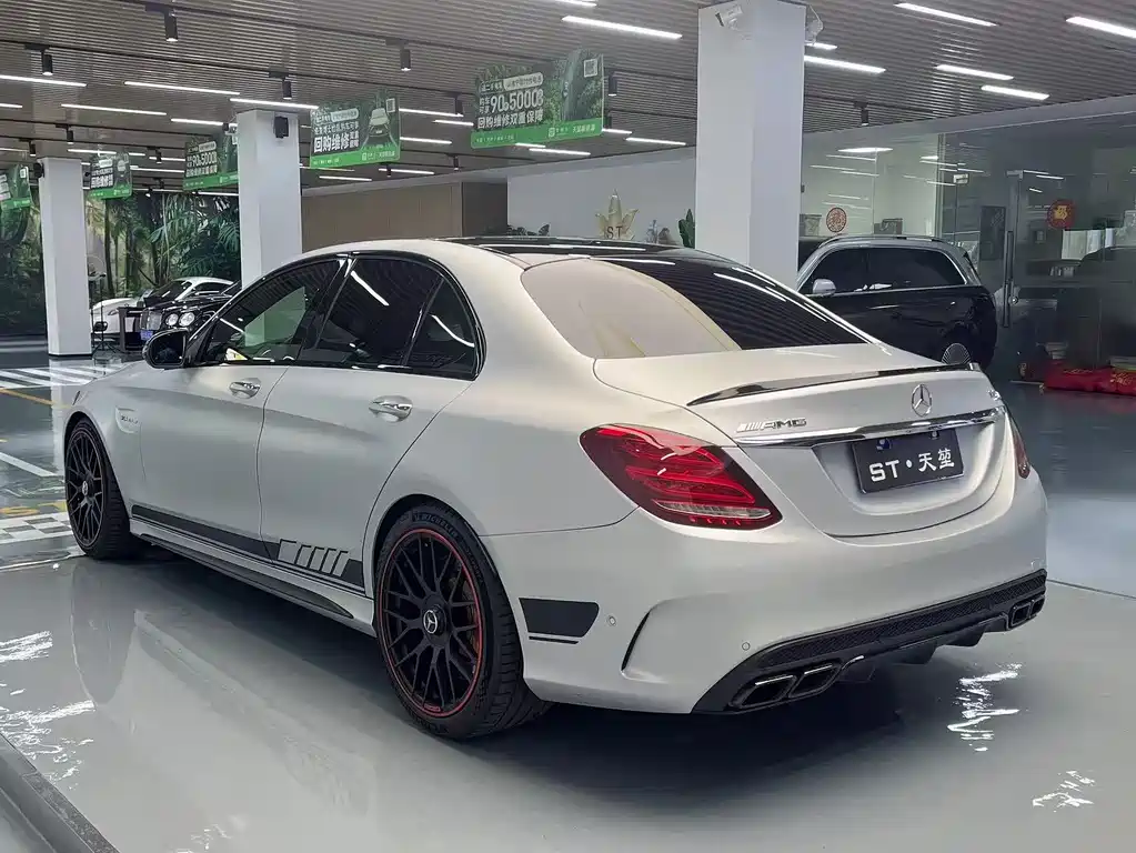 MERCEDES-BENZ C CLASS AMG