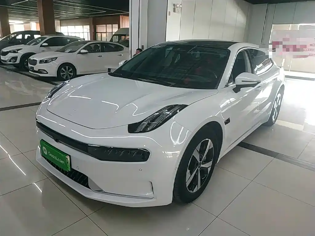 Zeekr 001 2022