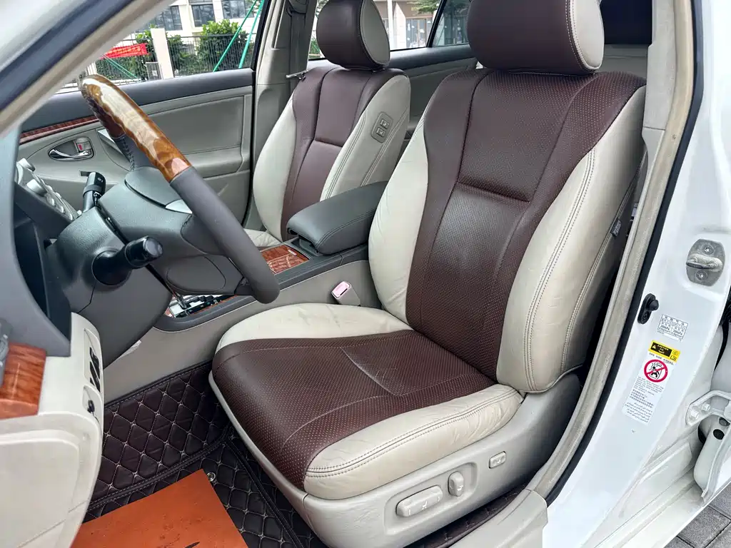 Toyota Camry 2007 240V